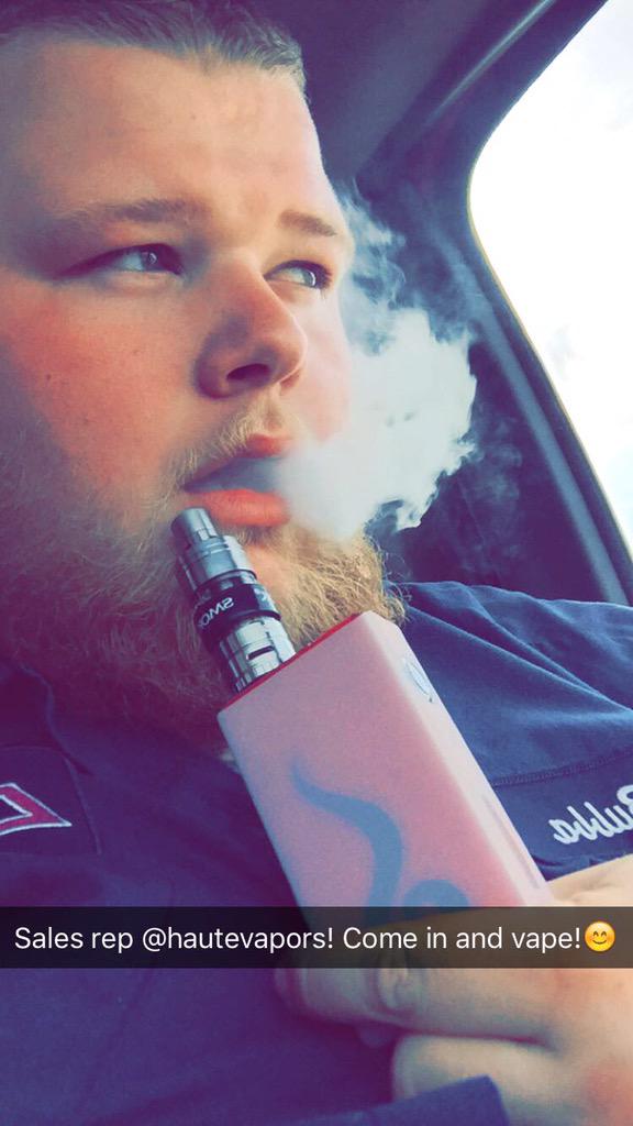 HauteVapors's tweet photo. Official sales rep @xXPHATglenXx here to remind you to come in to haute vapors toady and get all your vapor needs!!! http://t.co/4axT03TEwi