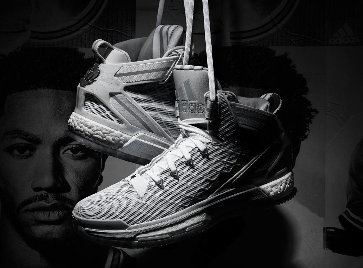 SwagmanJr's tweet photo. adidas D Rose 6 - Home release on 10/15/2015 for $140 via http://t.co/PhhYjcw825 #KoFapp http://t.co/7aT19AZWXO