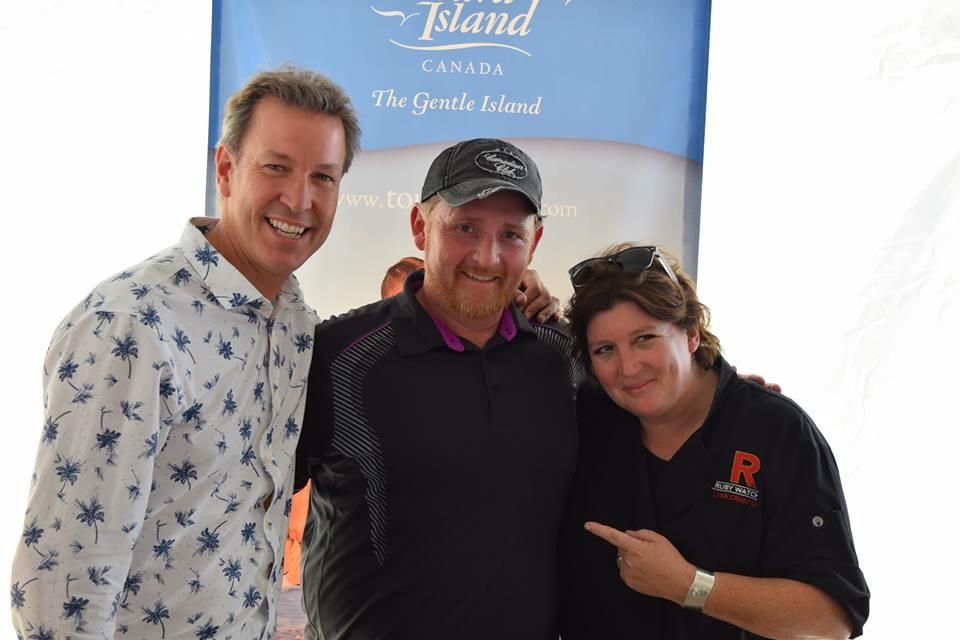 Redbag2_3's tweet photo. It was an honor working with @CHEF_LYNN and @Ricardocuisine during @PEI_Shellfish #Shellfish20 #FunWithFoodies http://t.co/9aYkAIYwmm