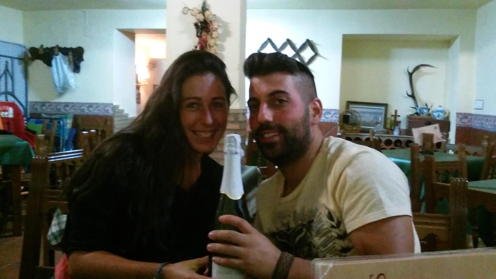 Manuelmg88's tweet photo. La mejor d mi vida ere tu..  Te exo un monton de menos gordi http://t.co/mgyXAAGBV4
