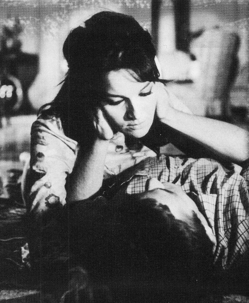 ildiscorotto's tweet photo. Lisa Gastoni &amp; Lou Castel / Grazie, zia 1968 http://t.co/lT7NT3mSjK