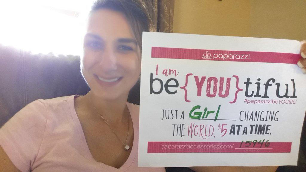 DinaStombaugh's tweet photo. #paparazzibeYOUtiful 
@PaparazziAccess http://t.co/SPdUFi2pPG