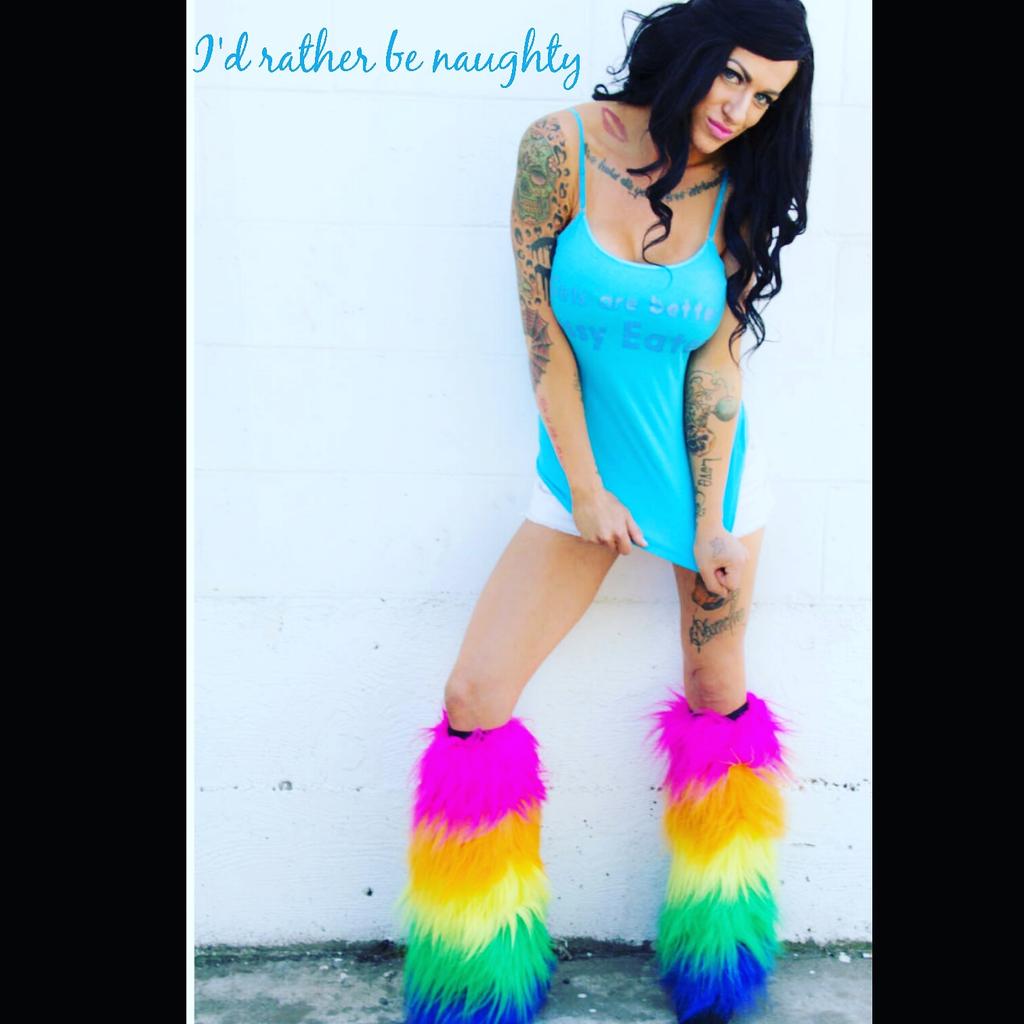 idratherbenaughty tweet media