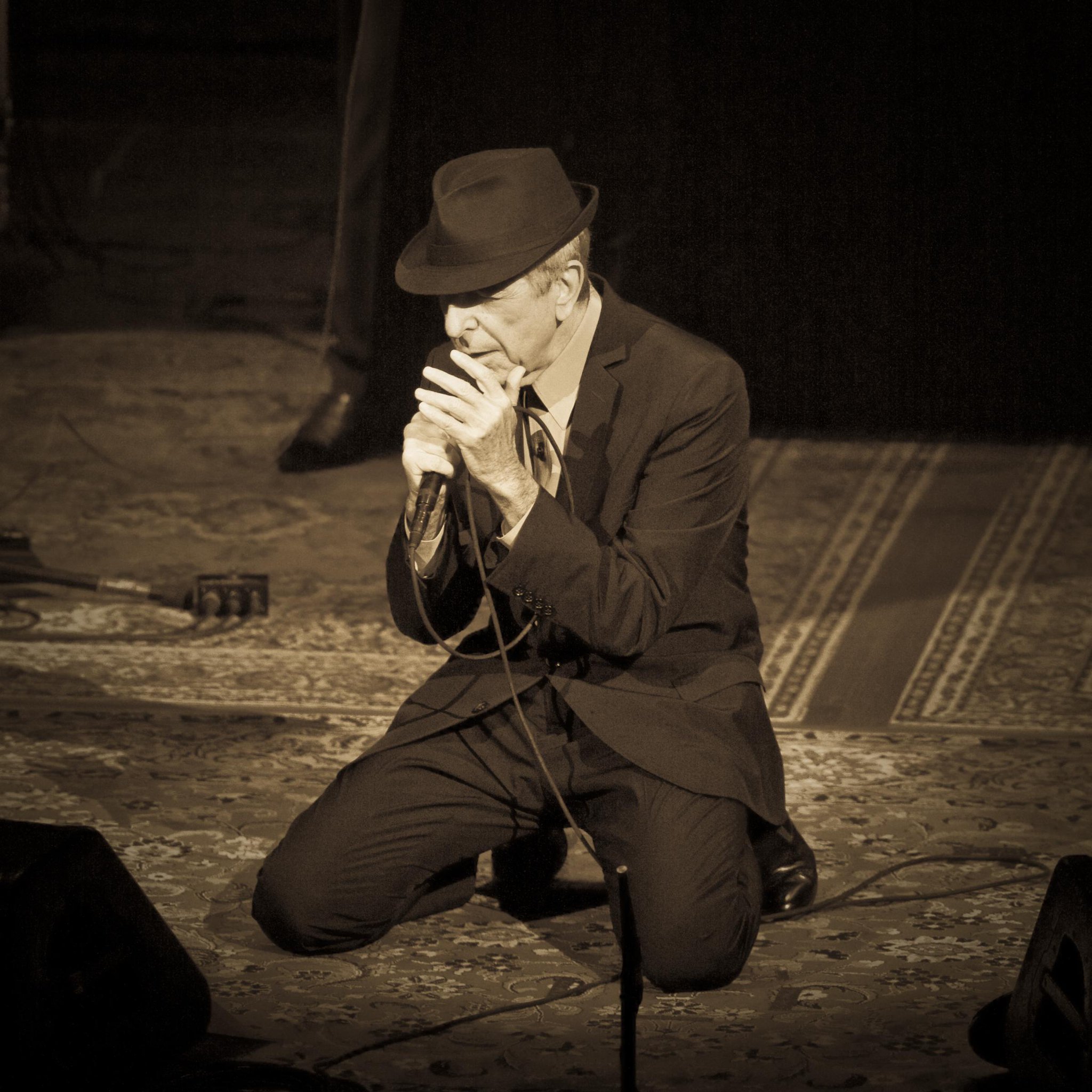 Happy birthday, Leonard Cohen! Here he is playing Theater of the Clouds in 2010. 