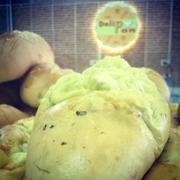 DeliPan_2001's tweet photo. Deliciosos panes en @DeliPan_2001, no puedes dejar de probarlos. http://t.co/30PlWcnCVL