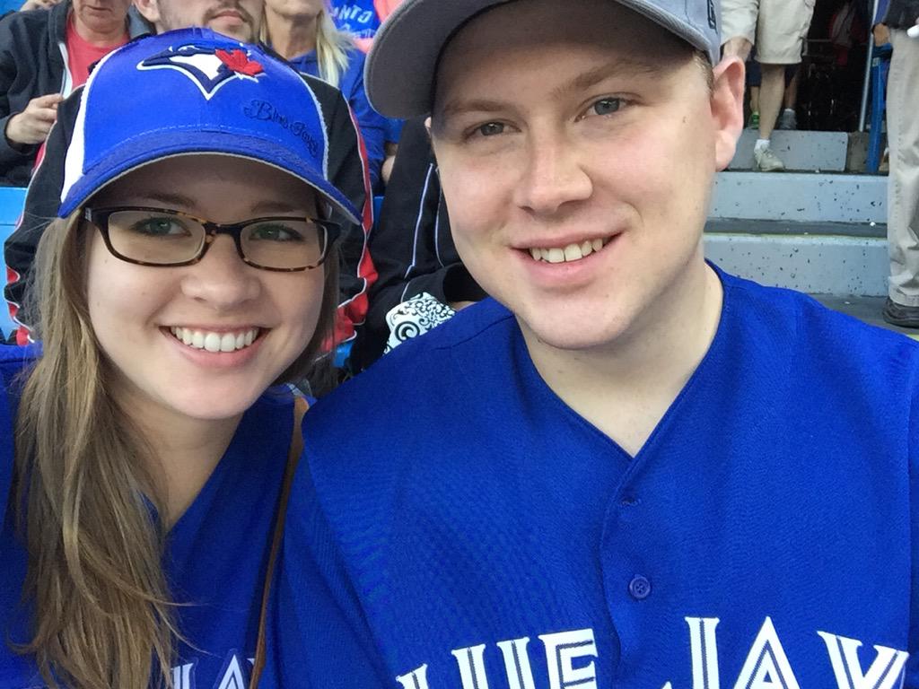 NicholleDrover's tweet photo. Game 1 - we need a win! Hit a homer @JoeyBats19 ! #cometogether #BlueJays http://t.co/eAo9gNqmVx