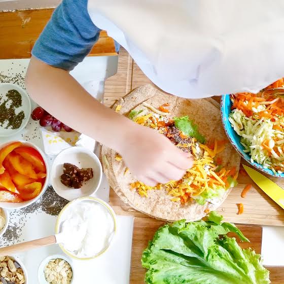 A love for real food starts early! instagram.com/p/75vRQileMv/?… @TheLandofNod <a href="/KIWImagazine/">KIWI magazine</a> #Moms #HealthyKids