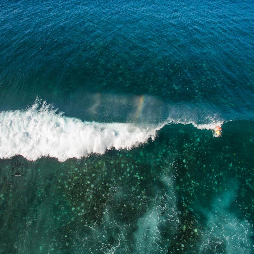 koruptvision's tweet photo. Morning view above the #ocean #KailuaKona. #IMWC #Kona #triathlon #koruptvision @HawaiiHTA http://t.co/ur3EbqerqN