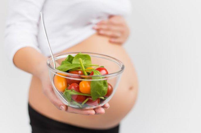 Red_Medical's tweet image. #RedTips Comer sano durante el embarazo te brindara una buena salud para ti y tu bebe