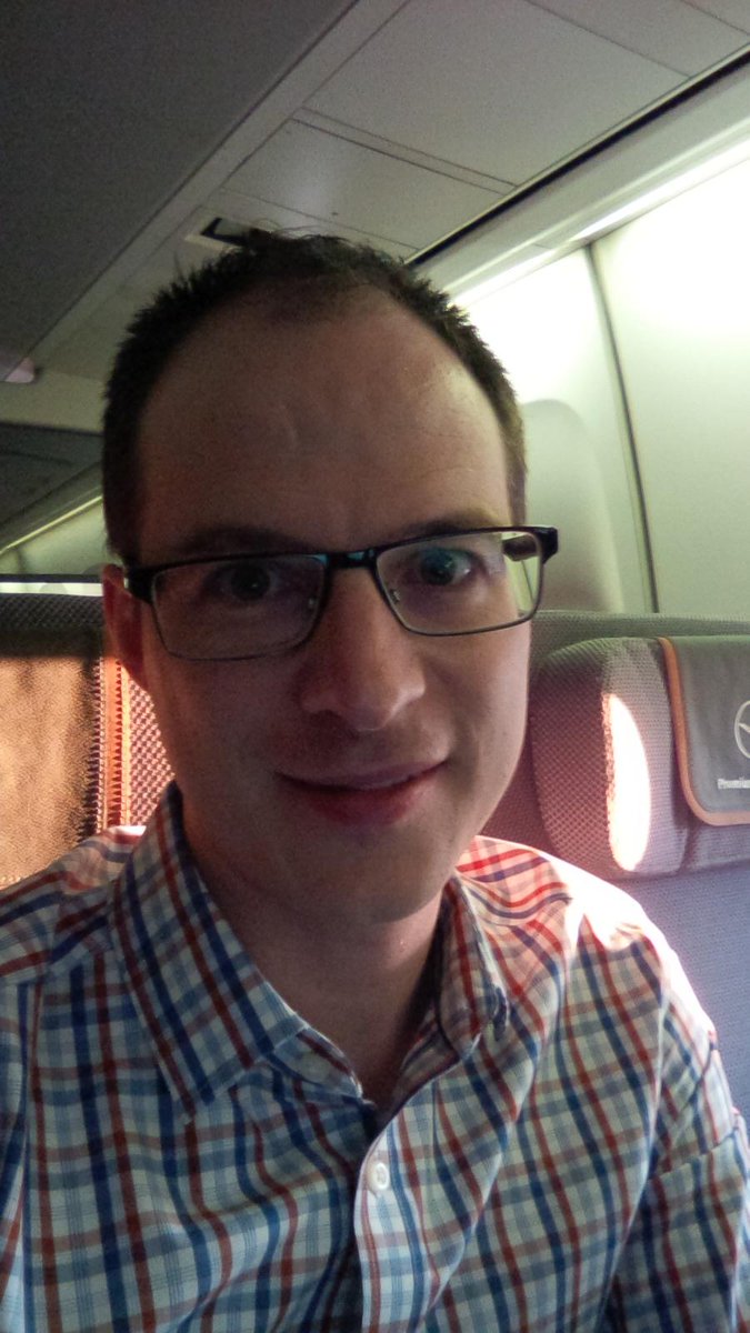 letal316's tweet photo. Premium Economy Class is way better than back middle. Thanks for the upgrade @lufthansa #WelcomePremium http://t.co/VNtafY5yOR