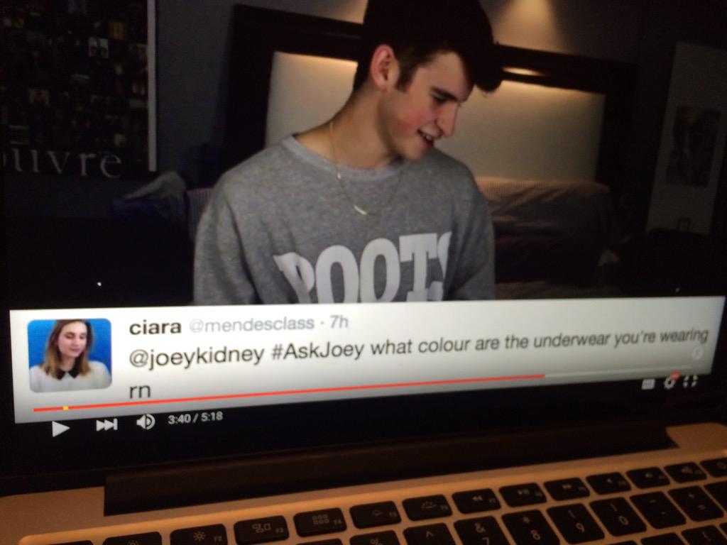 _MellowMendes's tweet photo. @mendesclass 😱😱😱DUDEE http://t.co/4mzN7j9a71
