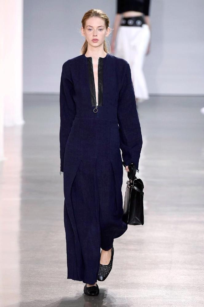getthewardrobe's tweet photo. #Edun #FashionPurity #fashionblogger #fashionshow #fashiondesigners #LookonTop #AllBlackStyle http://t.co/utZwtmF7Xv