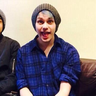 malumsmaniac's tweet image. fave if you think I deserve Michael Clifford's follow.
@Michael5SOS