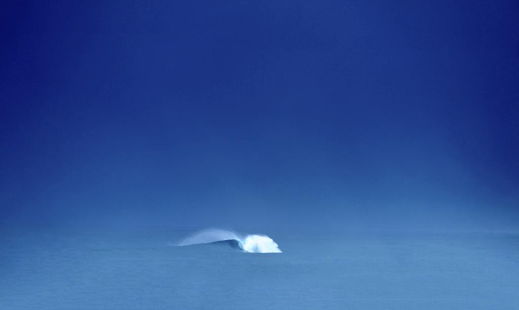 wsl's tweet photo. Out there. 🌊 Photo: Morgan Maassen http://t.co/D9AlTIR6dB