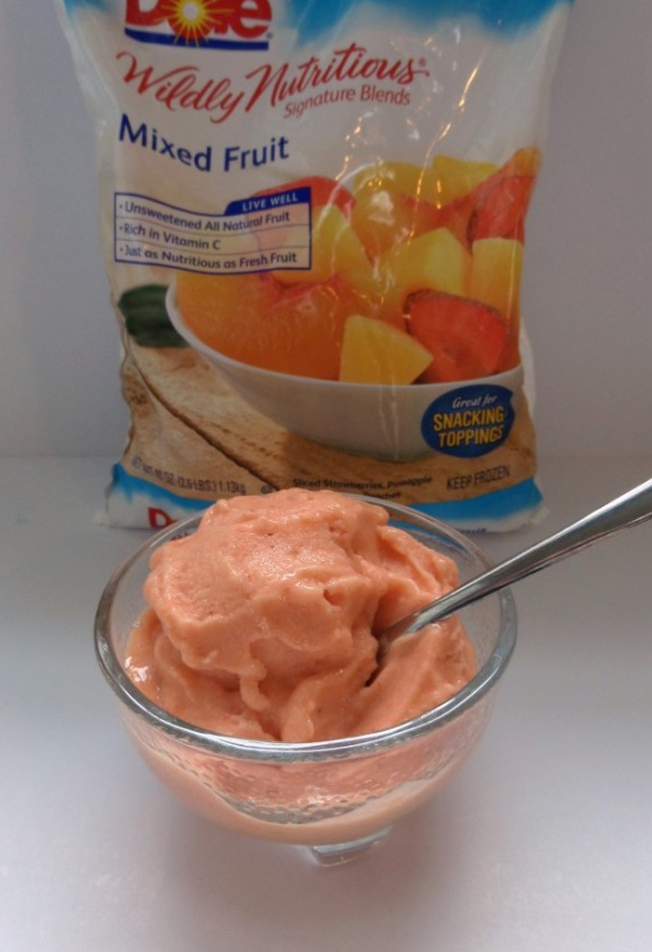 textiff's tweet photo. Myrah made a healthy sorbet using Dole Frozen Fruit and LOVED the results #GetFrozen http://t.co/TEZtUFvxfi #teamdole http://t.co/6i57AegUIr