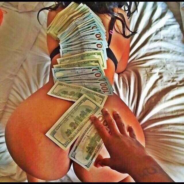 BigPapiLoo's tweet photo. Street Name Big Loo 😎💸 Nickname Bambino 😍💦 I'm All Bout Dem Bands 😱💸 Lets Head To Da Casino 💃 
#goals #bigloo http://t.co/0eDiz2aw2V