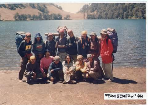 infopendaki's tweet image. Saat gunung masih jarang terjamah
Saat peralatan msh seadanya
Saat masih bs benar" menyatu dgn alam
Selamat pagi ^_^