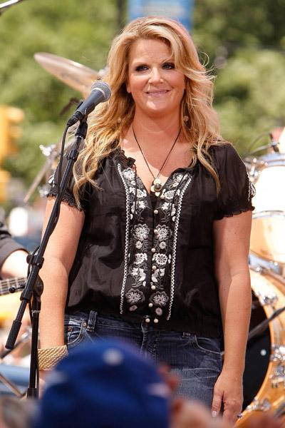 9/19: Happy 51st Birthday 2 singer/cook/actress Trisha Yearwood! Country star! Food Net!  