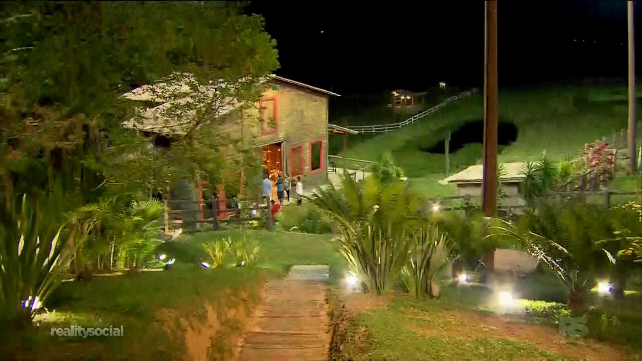 CPeeFHfXAAI8fjZ.jpg:large