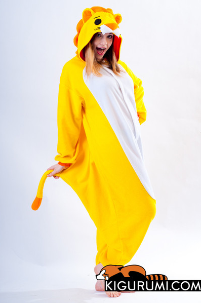 shelbygraces's tweet photo. Which do you think I should get? RT for hedgehog, fav for lion http://t.co/I2GDNVlhsQ