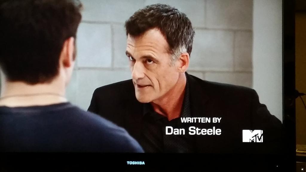 dansteele's tweet photo. Never gets old #FakingIt http://t.co/MxD52wGFh4