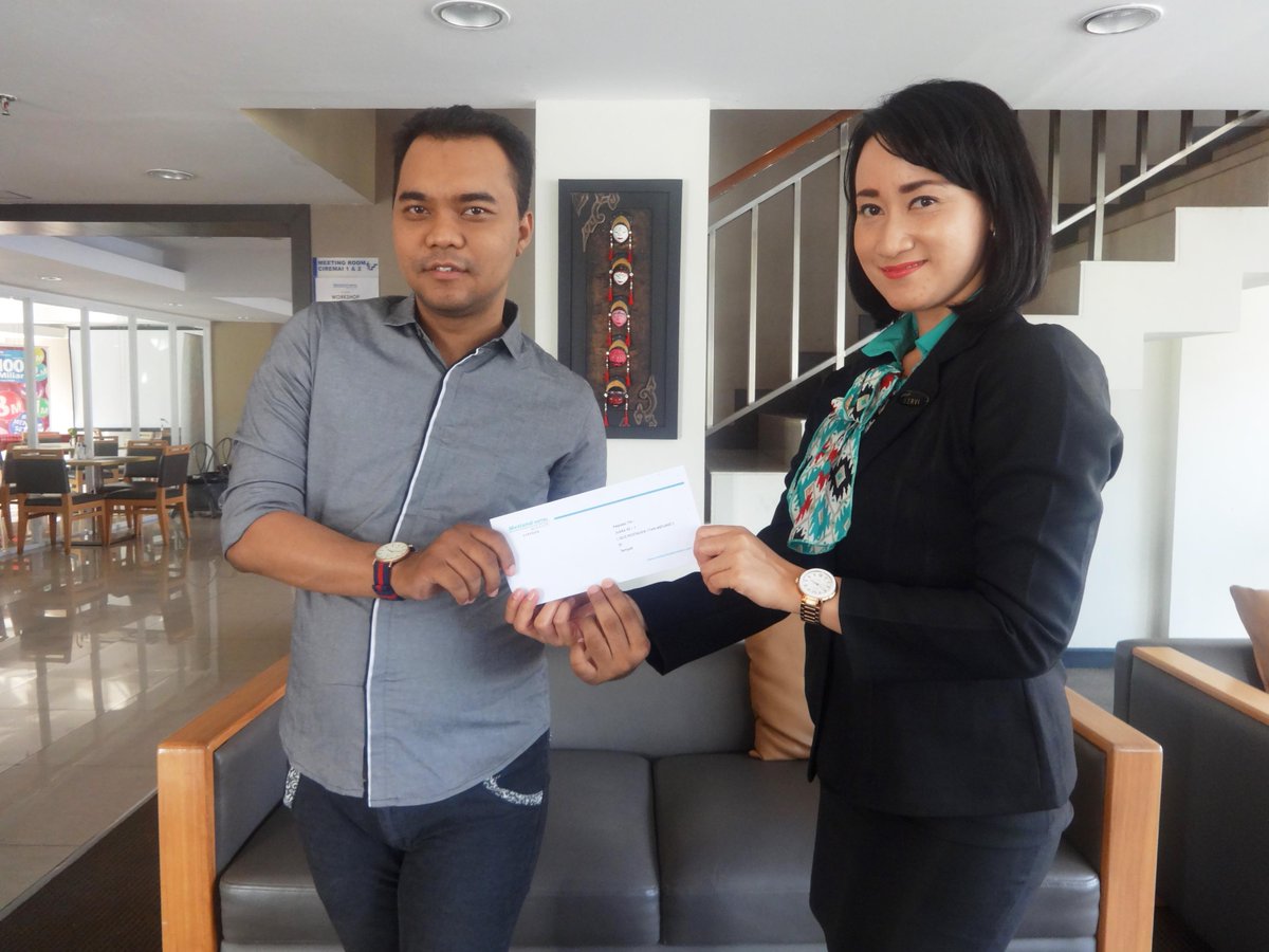 MetlandCirebon's tweet image. TERIMA KASIH @Bahar_Muwardani,Terpilih sbg Juara ke-1 yg mendapatlkan Voucher Deluxe Room,Quiz #Nostalgia17anMetland
