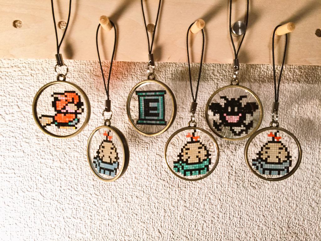 Sasuke Pa Twitter 網戸ット レジンでキーホルダーを作成しました ２回目 今回はしっぽマリオ ｅ缶 ドラキー だんだんと賑やかになって参りました 8bit Shugei 網戸ット Retrogaming Mario Http T Co Sarh9sknj3