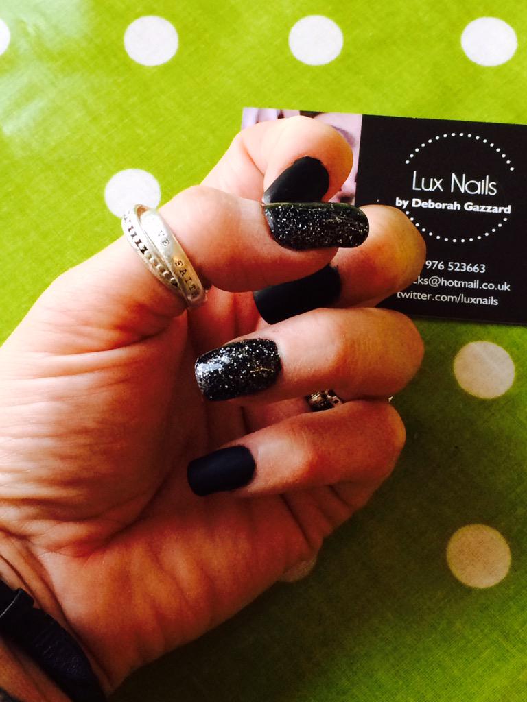 Lux Nails of Northborough