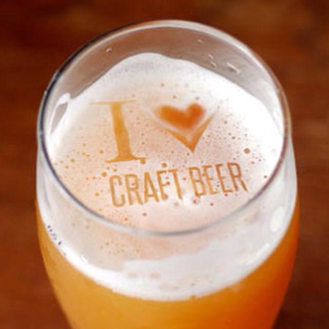 QuincysMtAdams's tweet photo. Crafts, Drafts, &amp; Imports only $3 every Tuesday! Stop by tonight for TapTV Trivia &amp; sip on our new fall selections! http://t.co/wFVUXWSwIn