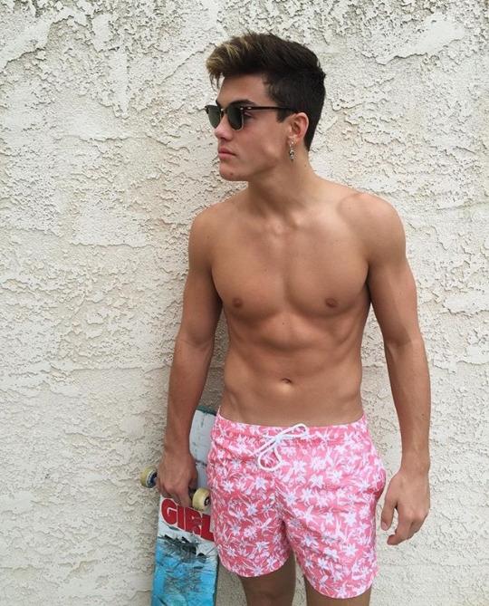 let me bless u with shirtless me