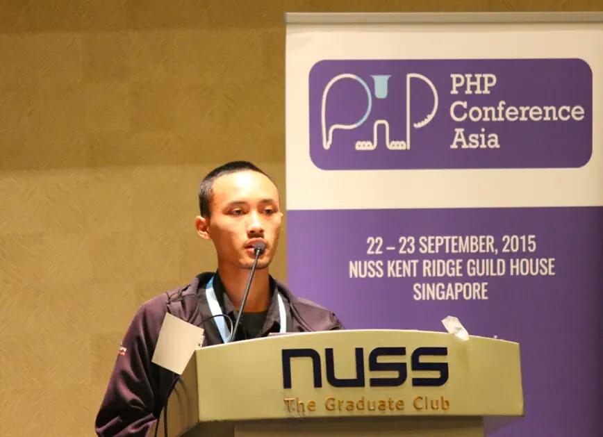 CodePolitan's tweet image. Perwakilan Codepolitan di #phpconfasia, @bagusajiz sdg mempresentasikan framework PHP asal Indonesia @panadaframework