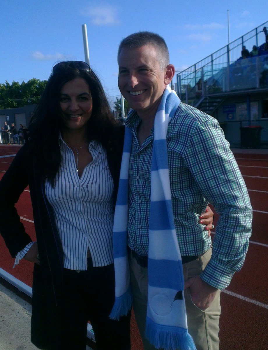 LizDeepJones's tweet photo. Big thx2 @MayorKeneally #BotanyCouncil 4 supporting @dunbarrovers v @SydneyFC Youth #CharlieDavidson Fundraiser @FFA http://t.co/uh2kCmwS56