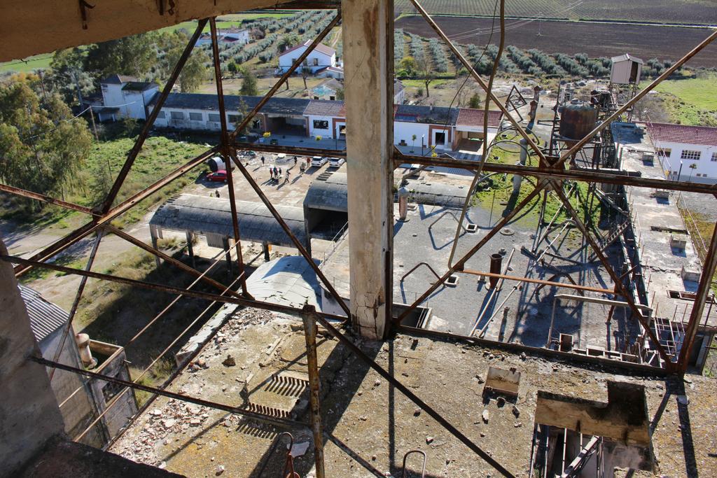 LFdTV's tweet photo. Socializar el patrimonio industrial abandonado en Europa. #LFdTV en #IdeaCamp 2015 http://t.co/AC5755IJV7 http://t.co/pzwmMKuUYF