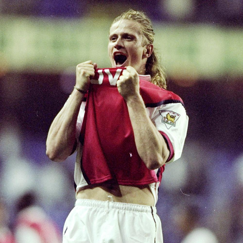 Morning all and happy birthday to Emmanuel Petit! Re-live the midfielder s career:  