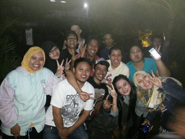 Bangsal_J's tweet photo. Big thanks for all artist, team work and thanks to for you all #TobongArtFestival2015 See you again TAF @bungkapit2 http://t.co/D4o7FyazBL