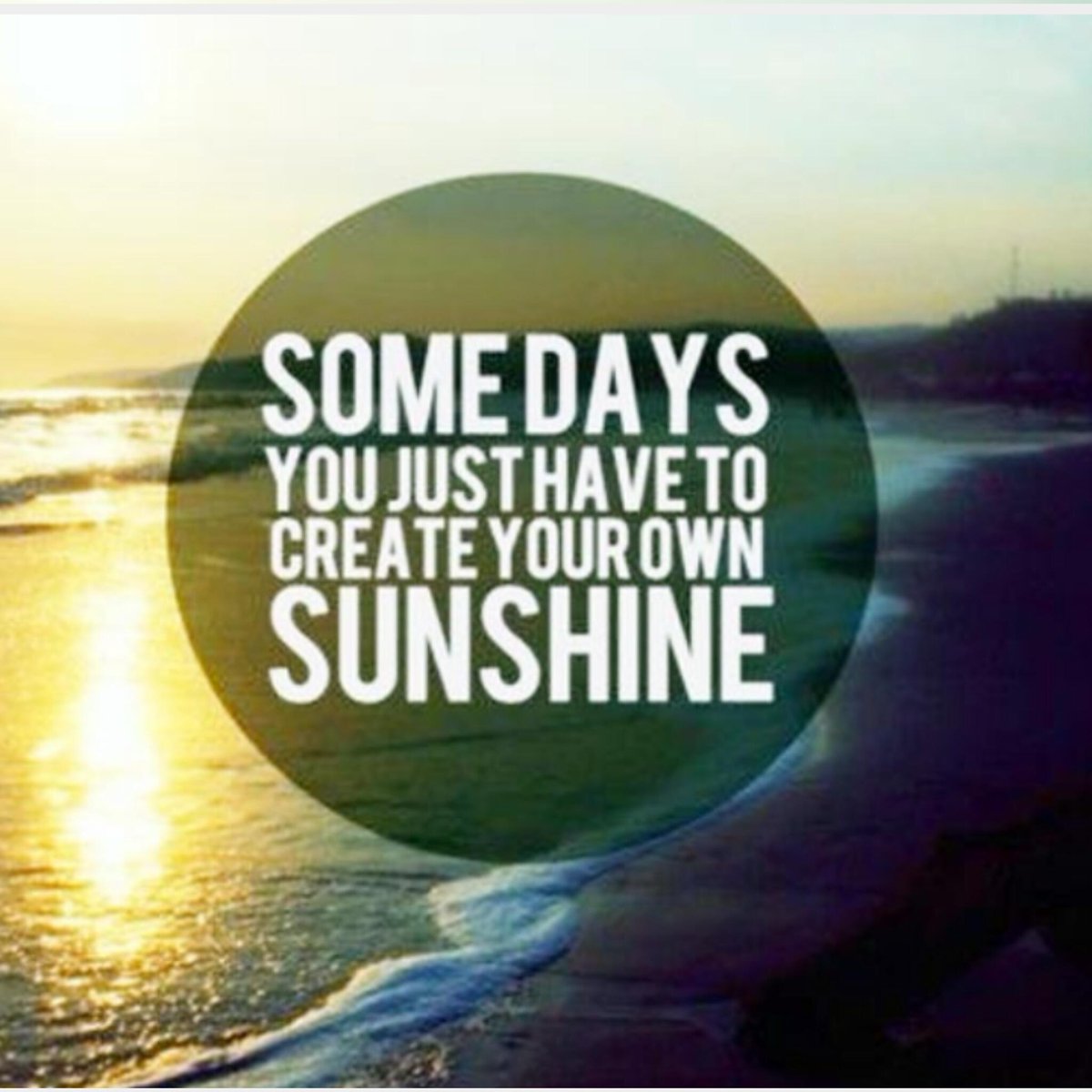 SheilannO's tweet photo. Morning
#irishblogger #blogger #lifestyleblogger #sunquote #morningquote http://t.co/BEOtw72qIz