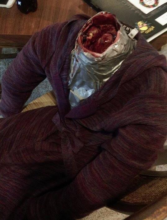Dismemberxmas's tweet image. This holiday season, don't lose your head. Preorder your @Dismemberxmas bluray today: slasherstudios.com/2015/09/05/sla…