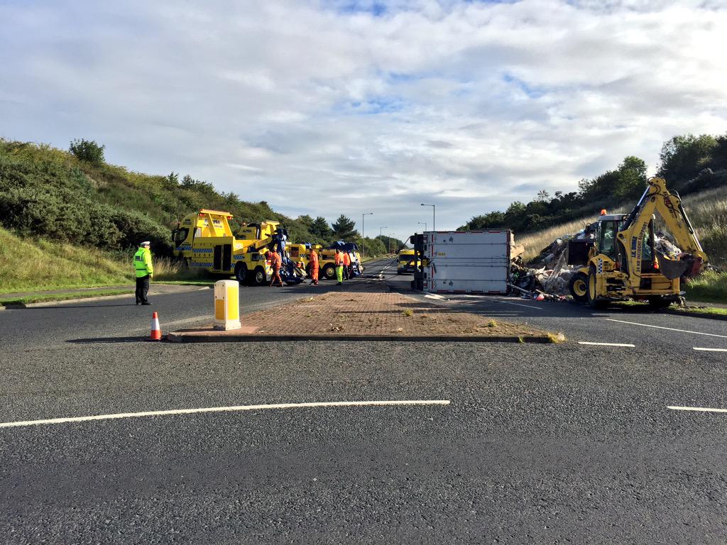 itvtynetees's tweet photo. TRAVEL: #A695 Crawcrook Bypass remains closed while cleanup is under way. http://t.co/EPUtV6IUWD http://t.co/kuL0jM3KBs