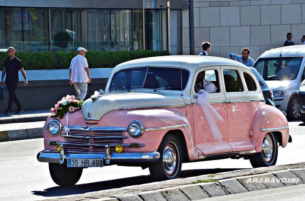 oldcar_photo's tweet photo. Plymouth düğün arabası 😁😁
#plymouth
#klasik
#araba
#klasikaraba
#oldcar
#arabavcisi
#classicturkey
#düğünarabası
#… http://t.co/oyiAiJh5Ue