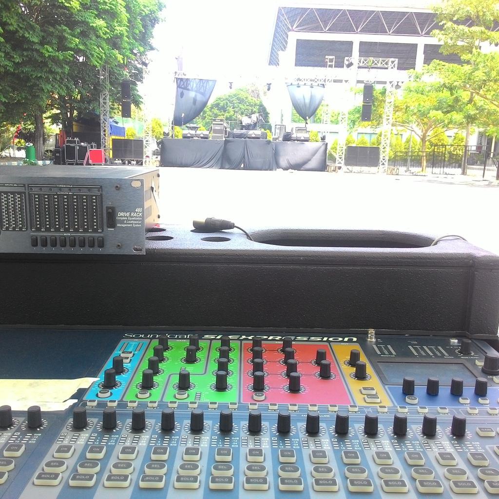 welcome maba <a href="/Opus275/">OPUS 275 | UM</a>