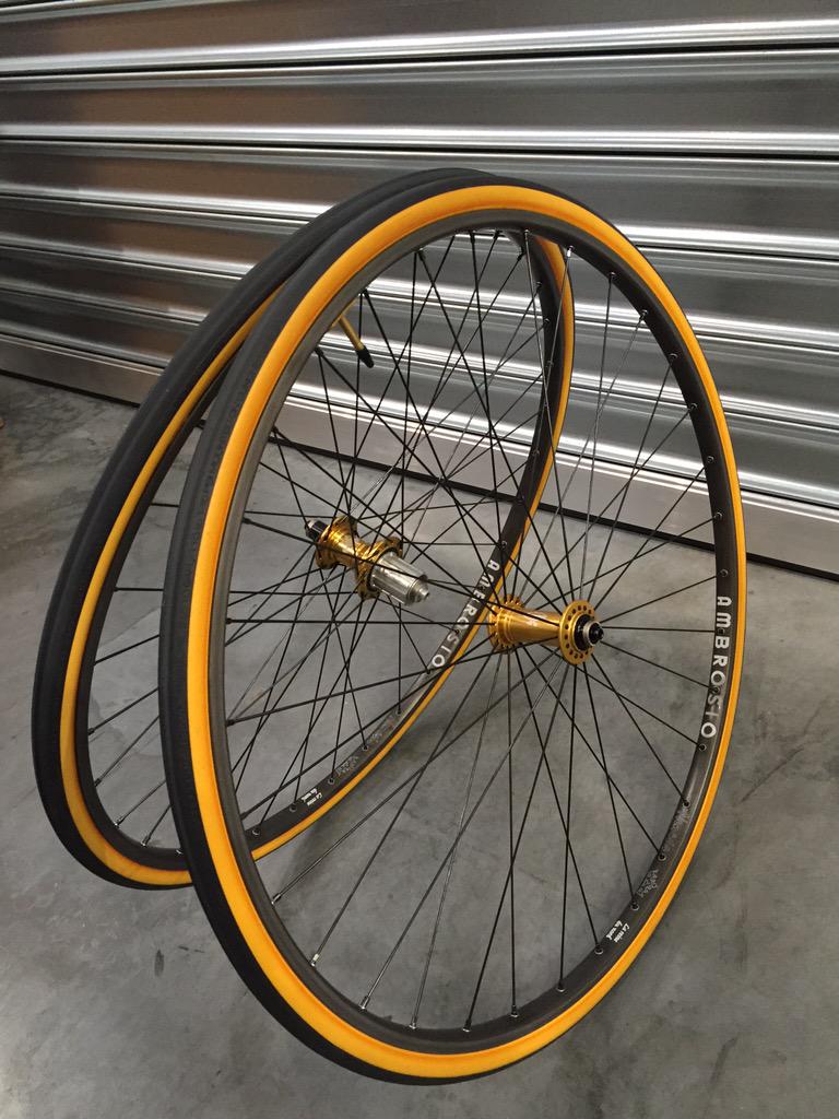 Handbuilt Wheels on "Ambrosio nemesis velgen met tuben ideale koers wielen http://t.co/rqRx2ooYmI" / Twitter