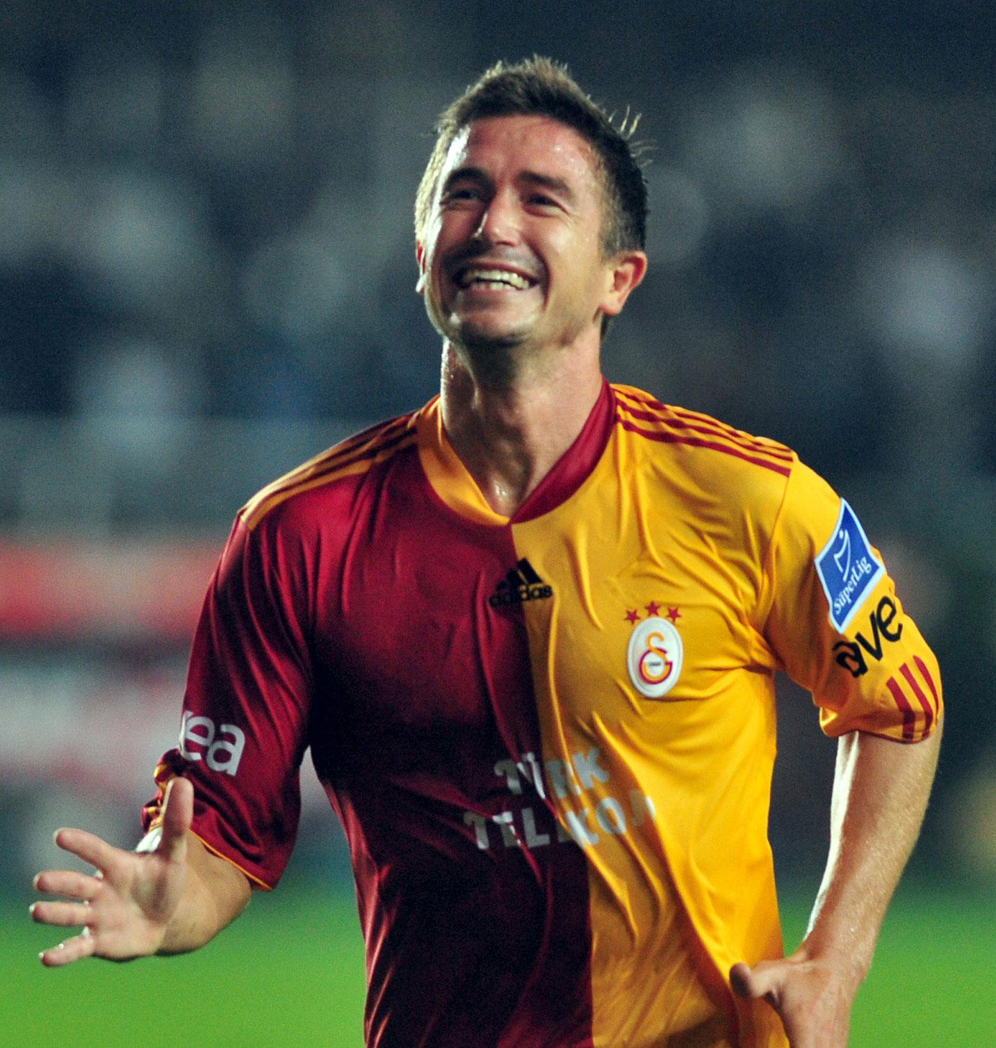 My Name Is Harry Kewell, Kewell From Galatasaray! Happy Birthday, The Wizard of Oz!  