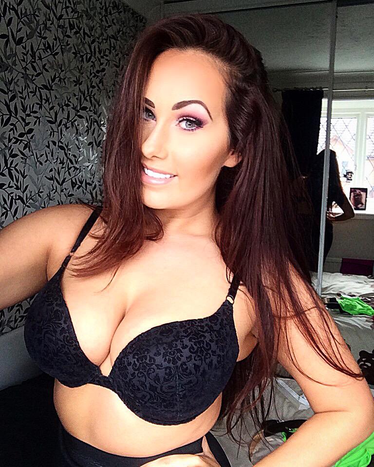 BeckyxDee's tweet photo. Smile 😊😘😁😜💋 @BabePicsHQ http://t.co/j6tFKibsG3