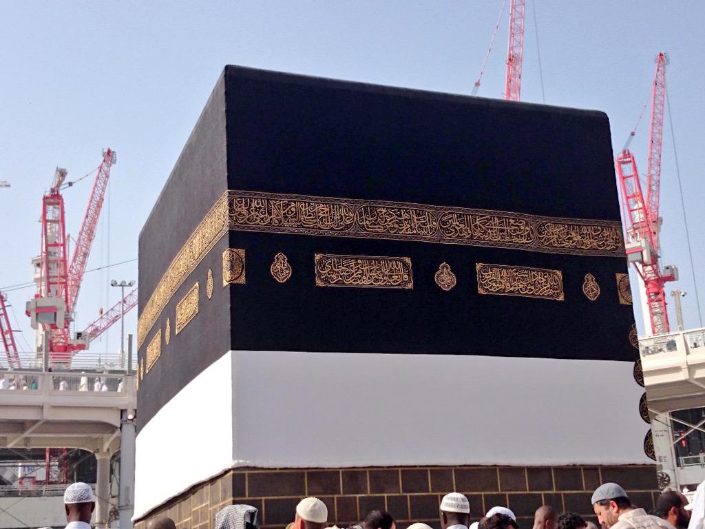 AllahGodQuran's tweet photo. Allah is with me in every sorrow &amp; every happiness of my heart, If He is not in my life, There's nothing in my life.… http://t.co/ge3mtaALGd
