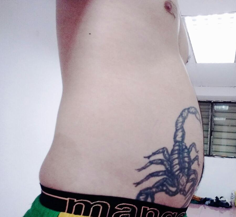 phang_victor's tweet photo. oh tidak, ini mesti gym. http://t.co/1DUU3k18ai