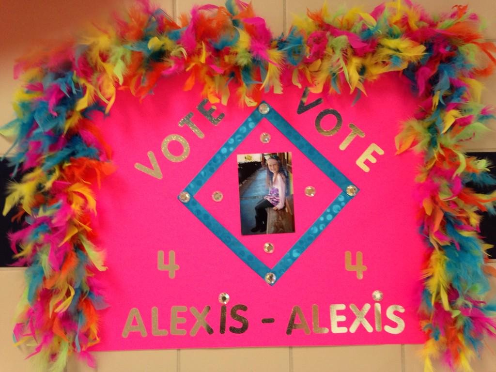 MMVernonLibrary's tweet photo. 4th grade student council elections are in full swing! @MissMayVernon @4thgradeMMV  #campaignpostersarefierce http://t.co/ber3YYL63j