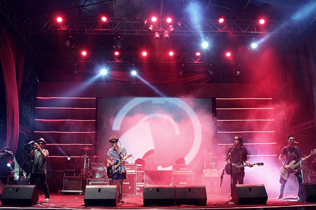 Live Performance <a href="/ROSEMARYsk8punk/">ROSEMARY SKATEPUNK</a> "INTERSPORT LEAD FOR SPEED" Sukabumi, Jawa Barat. #LEADNOW