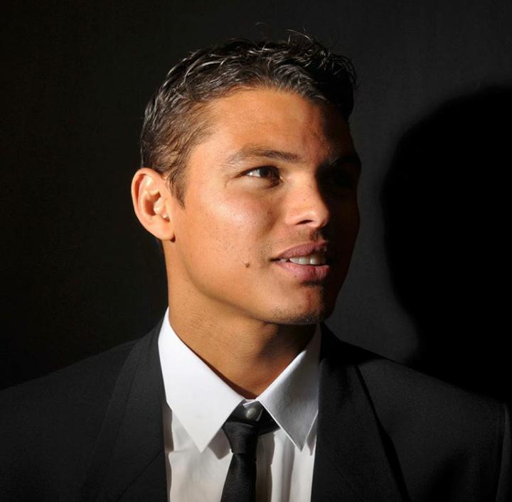 Happy birthday ma super idol ( Thiago Silva )    