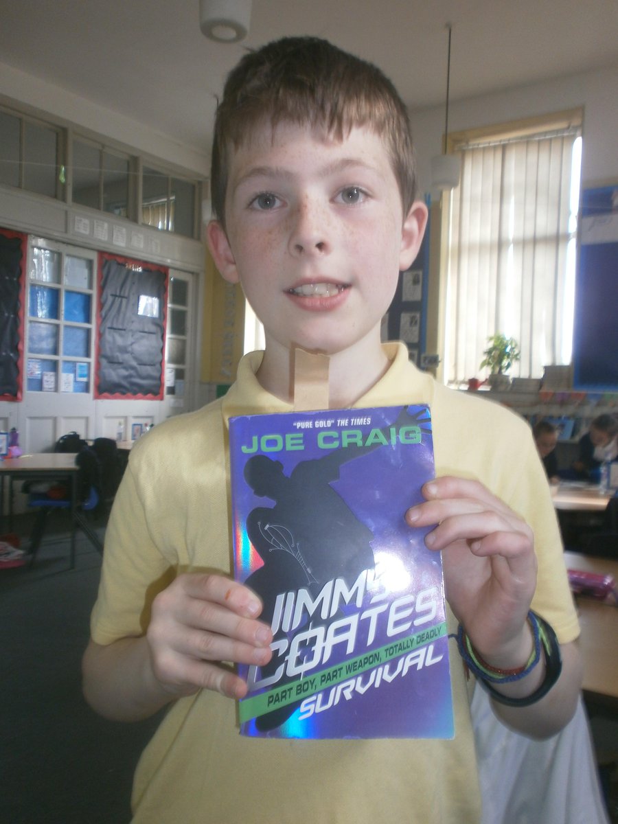 BrillBookClub's tweet photo. Robert was telling Mr F all about his latest read.  He loves it because it's like #AlexRyder books! @Elmvaleprimary http://t.co/kIV4aeayJu