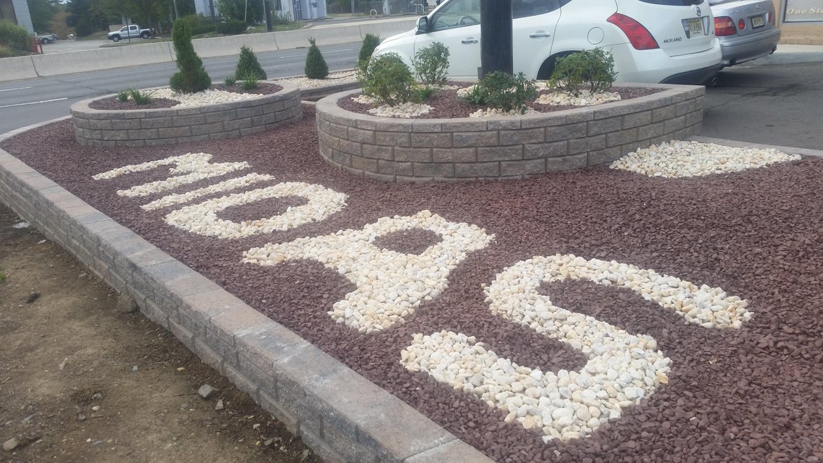 MidasEB's tweet image. Now we made it easy for aliens to find us from up above .